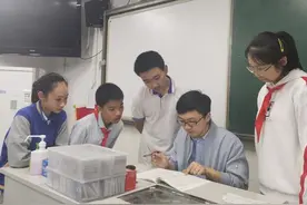 杭州这位90后男老师获浙江省班主任基本功大赛一等奖第一名！他有什么绝招？图片