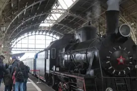 纪念卫国战争胜利75周年，俄罗斯举行“胜利列车”展览视频封面