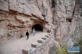 深藏太行的“挂壁公路”图片
