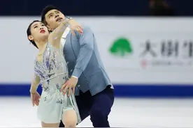赵宏博：中国队有序备战花滑中国杯图片
