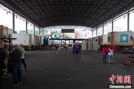 假扮“边民”在边境走私 广州海关破获13.55亿元水果走私案图片