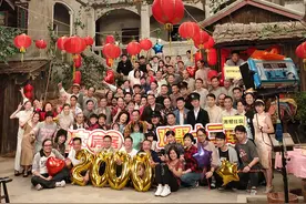 《七十二家房客》2000集拍摄探班，主演爆料幕后故事图片