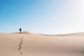 梁启超：生活于趣味之中，生活才有价值图片