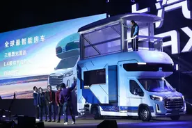 一辆天价上汽房车背后的底气，不止于268万图片