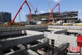 上海未来最高双塔建筑“科学之门”迎关键节点图片