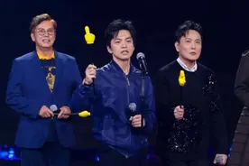 闻艺主张｜管他什么“前浪”“后浪”，歌声里的时光永远不会变老图片