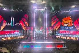 S10背后的繁荣江湖：中国电竞，腾讯坐庄图片