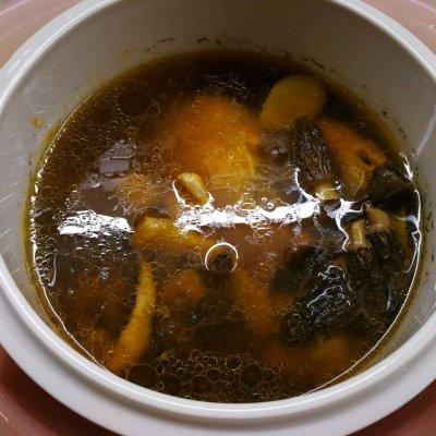 羊肚菌花胶海参炖鸡 羊肚菌花胶海参鸡汤做法