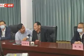 袁隆平：冲刺1500公斤，有九成五把握
