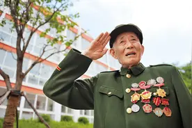 永葆革命本色的抗美援朝老英雄图片