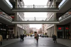 圣诞节前收紧防疫 德国“部分封城”图片