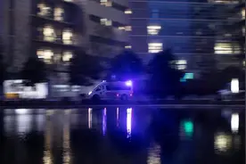 打个喷嚏，鼻血流成“命案现场”！医生：这样止血可能窒息！图片
