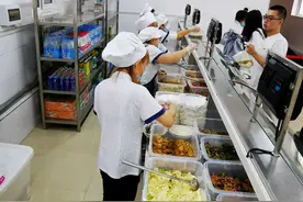 哈尔滨理工大学多项新举措助力常态化疫情防控图片
