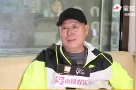 李诚儒彻底放飞自我了，评郭敬明的这段也太好笑了哈哈哈图片