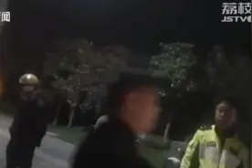 父亲竟带三岁娃醉驾 民警深夜轮流当临时家长图片