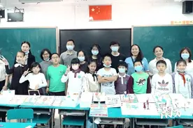 脑洞大开！洪湖小学的学生在学校设计了一个台阶花园图片