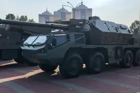 苏式火炮面临淘汰 乌克兰计划采购捷克造自行火炮图片