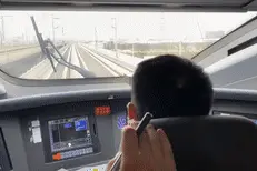 这条高铁线路开始试运行 开通后西安3小时可达银川视频封面