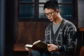 封面会客厅丨江南：《龙族》结束时，希望能给出青春期一直追寻的答案图片