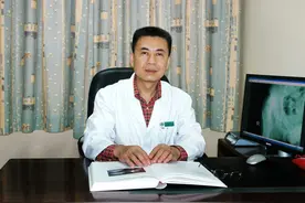 留医部的故事︱他建议为特区建设付出青春甚至生命的早期来深建设者立碑图片