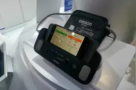 欧姆龙：亚洲首发心电一体血压计 居家防病更便捷图片