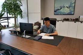 刘晓军：企业是社会财富的创造者，也是社会责任的履行者图片