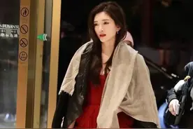 美人计 | 江疏影的下班图比精修照还美，什么原因？图片