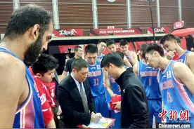 四川男篮爆冷1分险胜北京队图片