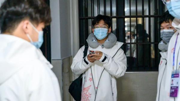 进博会志愿者要做些什么？“小叶子”的一天告诉你答案→