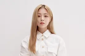 韩国女歌手 HYNN将举行首场个人年终演唱会图片
