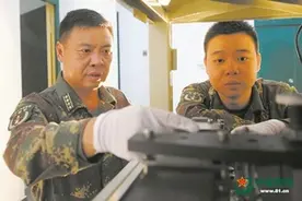 走近导弹阵地上的“父子兵”图片
