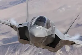 印尼向美国求购F-35战机 美回应：F-35要等9年，应该先买些F-16图片