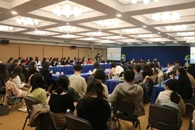 《晚熟的人》：莫言的“回乡”图片