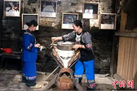500年深山苗寨蝶焕新生“诗和远方”富了湖湘图片
