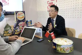 皇冠丹麦曲奇进博会上与京东超市签约，并将延伸消费场景图片