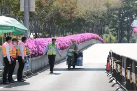 新规来了！深圳4个区多路段禁行电单车图片