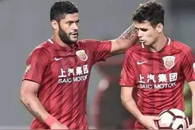 媒体人：奥斯卡续约他却面临离队，胡尔克已经很职业了图片