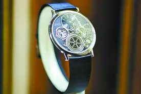 厚度仅有2毫米，还是机械的！伯爵这款腕表让智能手表汗颜了图片