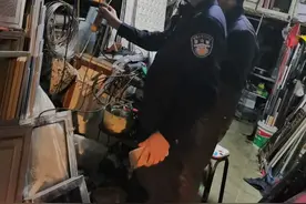 黄浦消防开展夜间“飞行检查”，寿宁路一商铺因违规住人被临时查封图片