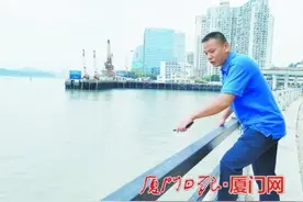 听到呼救声冲到岸边跃入大海 退伍军人15秒拽住跳海女子图片