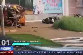 消防十大惊险瞬间丨纵然是高墙火海 吾往矣图片