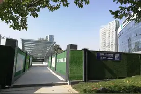 江晖路、阡陌路下穿江南大道地下人行过街通道今日起试通行图片