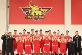 惨遭对手逆转，河南男篮84-111不敌陕西图片