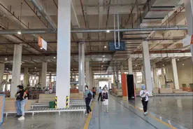 星河湾要造“高定”家居了！黄文仔长女为法人代表图片