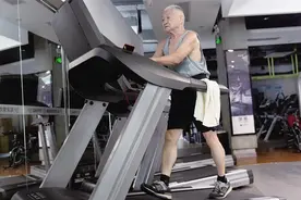 岁月让他们变老，健身让他们变年轻图片