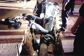 女子凌晨骑车跌入沟槽 洋浦民警及时开展救援图片