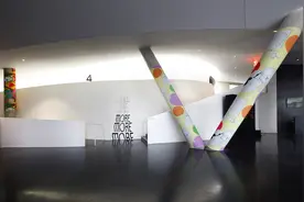 上海油罐“More”新展：在迪斯科里自由生长图片