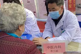 棒棒糖竟是膏方熬制！漯河中医要用“良币”驱除“劣币”图片