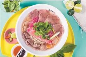 150斤牛骨加60斤牛肉 熬出来的浓汤有多甜？图片