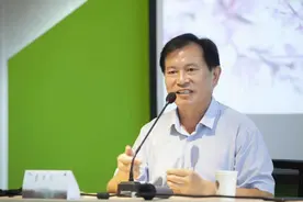 朋友像灯火，照亮生命的星空图片